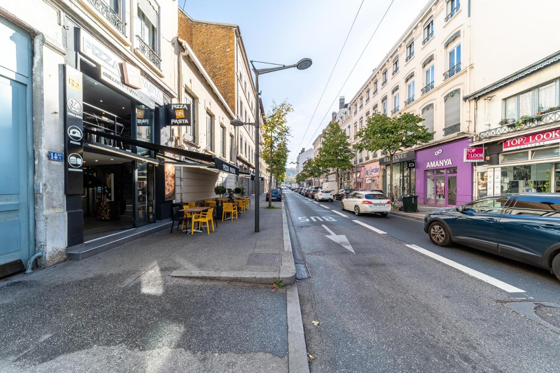 Le Marietton Appartement Cosy A Deux Pas Du Metro Valmy Lyon Exteriér fotografie